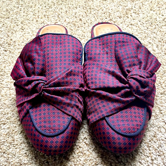 Target Navy Blue/Maroon Mules - Picture 3 of 6
